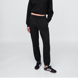 GAP Vintage Soft Jogger